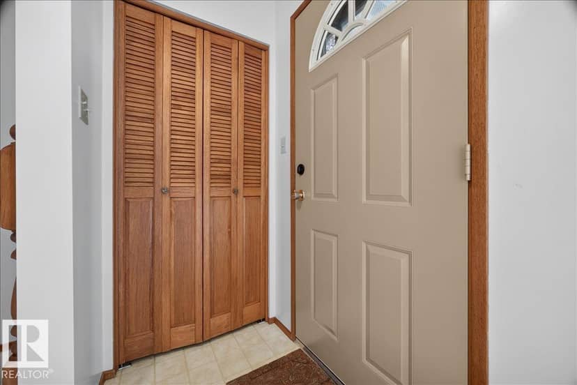 2907 49 ST NW, Edmonton, photo 6