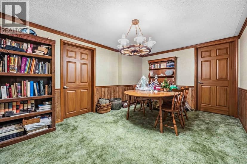 632 Esser Crescent — photo 33 of 40
