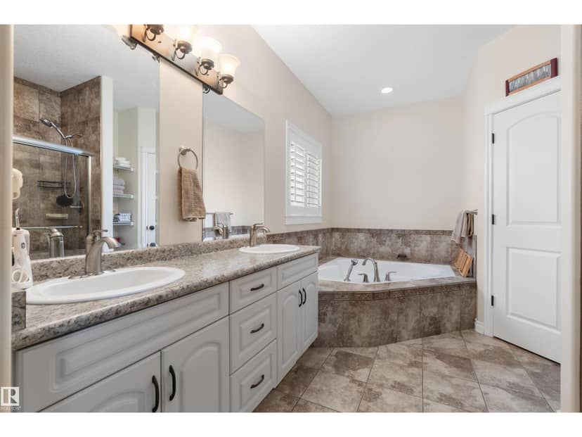 1240 Westerra Cr — photo 25 of 40