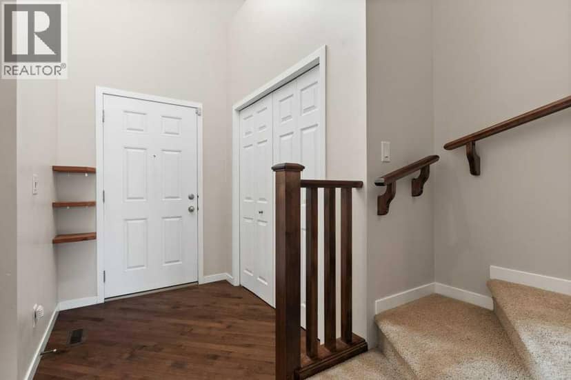 24 New Brighton Landing SE, Calgary, photo 3