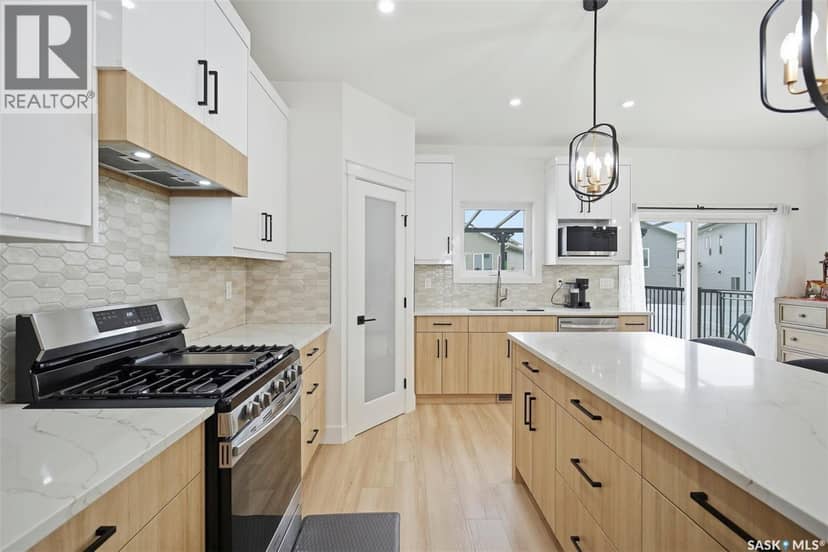 342 Sharma Crescent — photo 13 of 40
