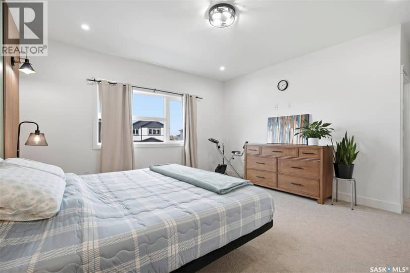 342 Sharma Crescent — photo 19 of 40