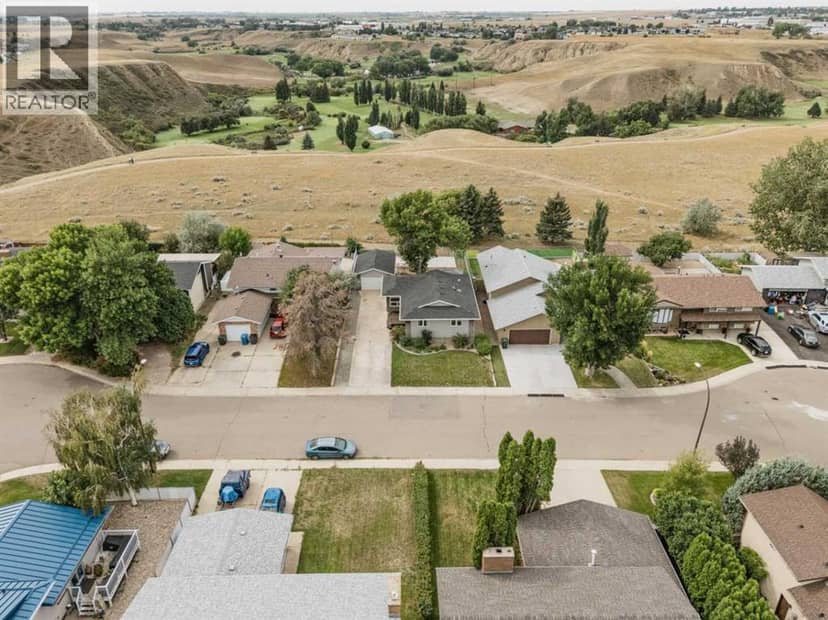 78 Seven Persons Crescent SW, Medicine Hat, photo 2