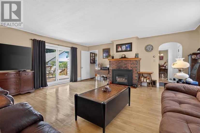 155 Pine ST — photo 29 of 40