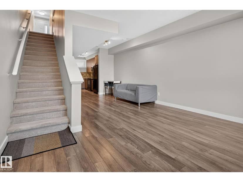 #90 2560 Pegasus Bv NW — photo 28 of 40