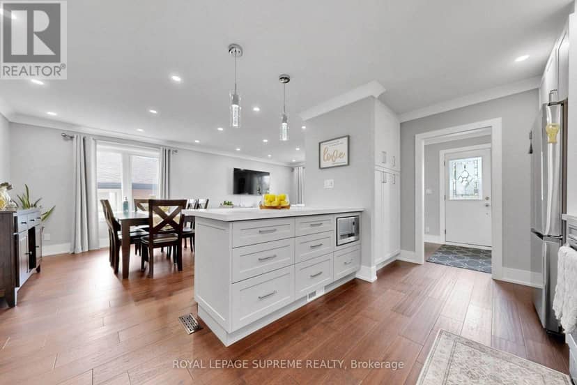 465 Maple Leaf Drive — photo 17 of 40