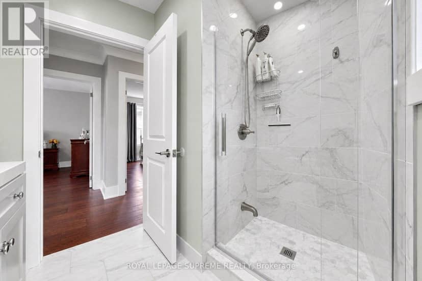 465 Maple Leaf Drive — photo 29 of 40