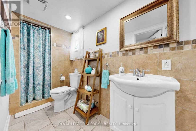 465 Maple Leaf Drive — photo 35 of 40