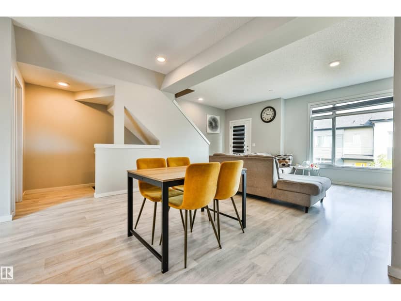 #26 804 Welsh Dr SW, Edmonton, photo 2