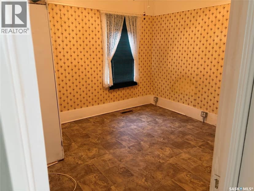 116 5th AVENUE E — photo 16 of 40