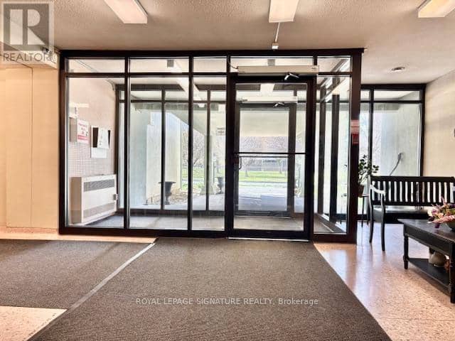 Listing 30362293 — photo 4 of 24