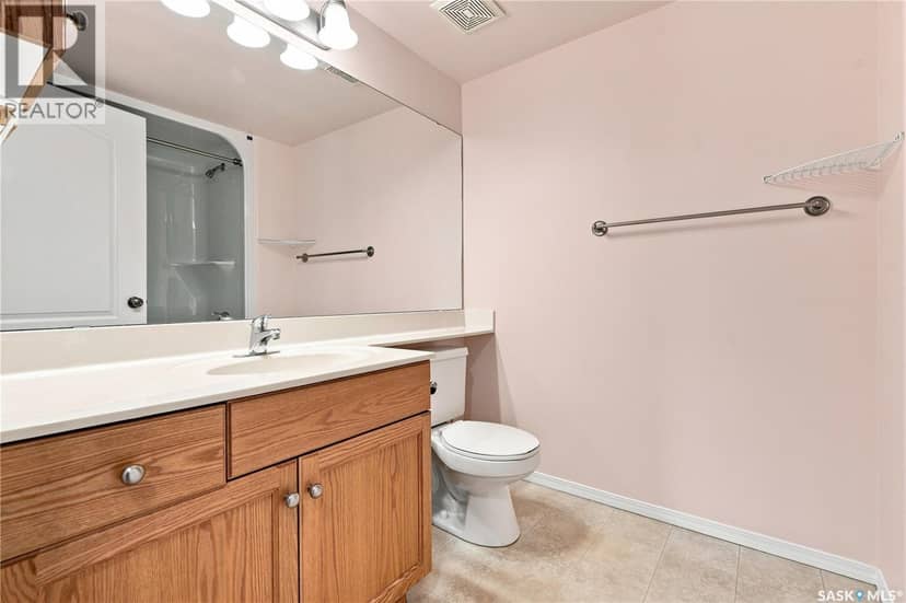 311 1622A Acadia DRIVE — photo 22 of 40