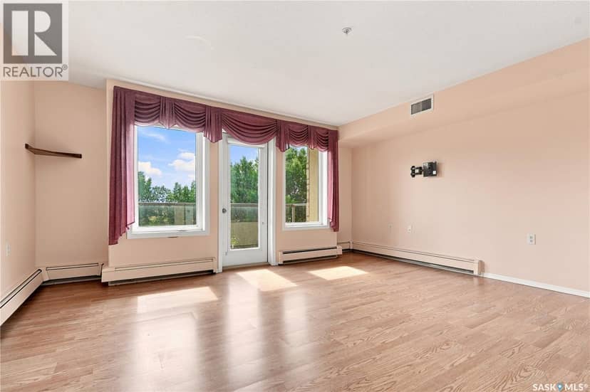 311 1622A Acadia DRIVE — photo 21 of 40