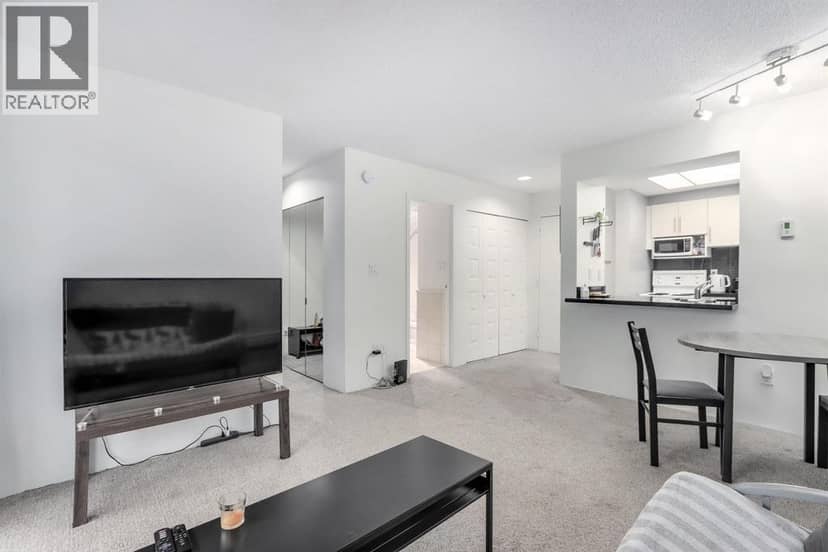 207 1450 LABURNUM STREET, Vancouver, photo 5