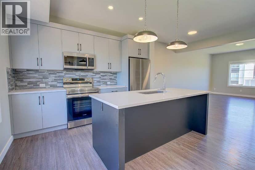 56 Inglis Crescent, Sylvan Lake, photo 8