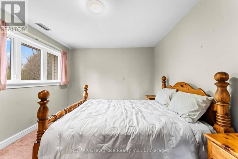 122 Cottage Lane — photo 31 of 40