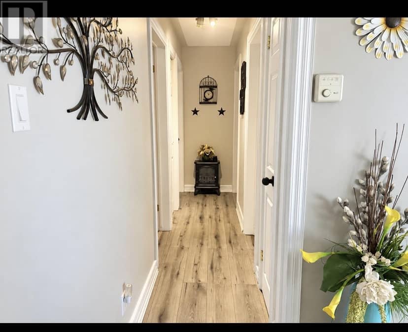51 Main Street — photo 15 of 27