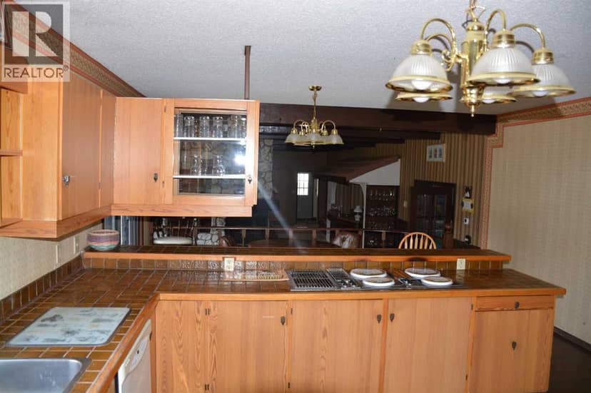 234034 Twp 860 — photo 15 of 39