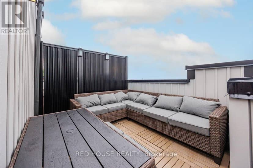 7 - 40 Baynes Way — photo 19 of 22