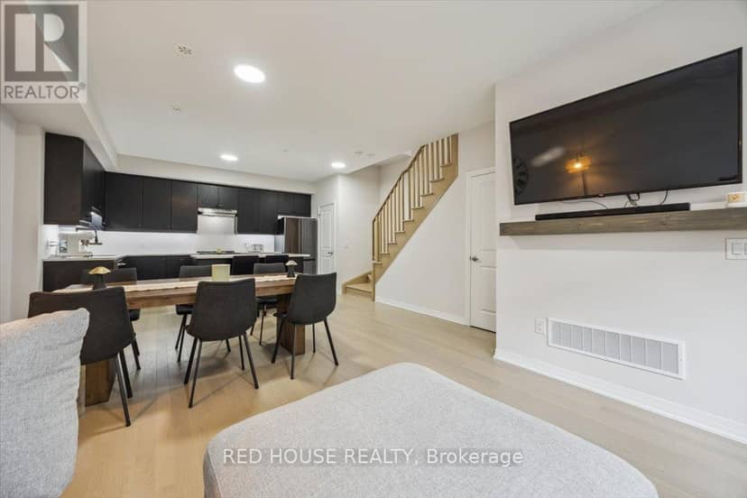 7 - 40 Baynes Way, Bradford West Gwillimbury, photo 6