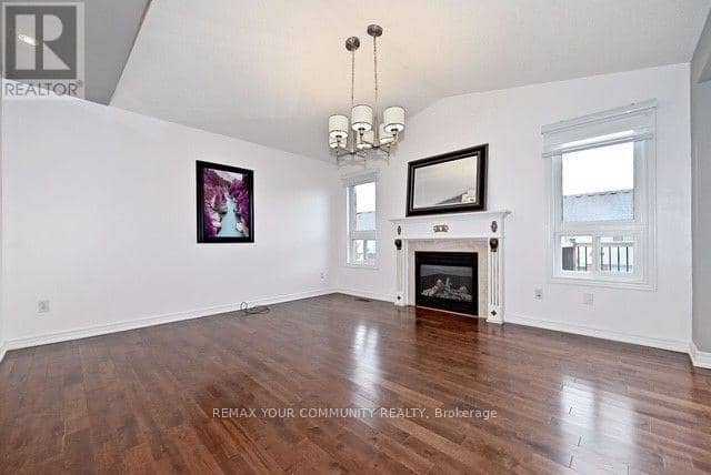 73 Laurendale Avenue — photo 19 of 40