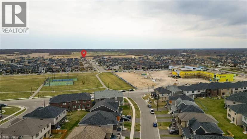 22 OAKTREE Drive — photo 2 of 40