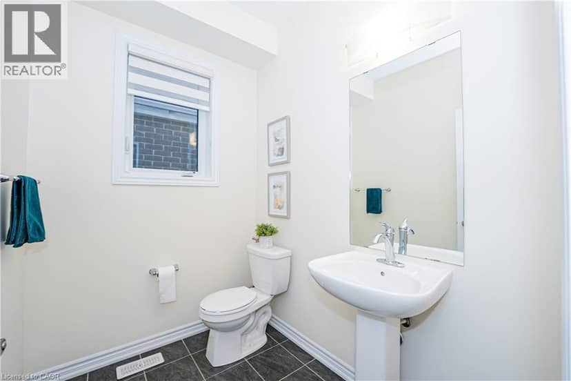 22 OAKTREE Drive — photo 20 of 40
