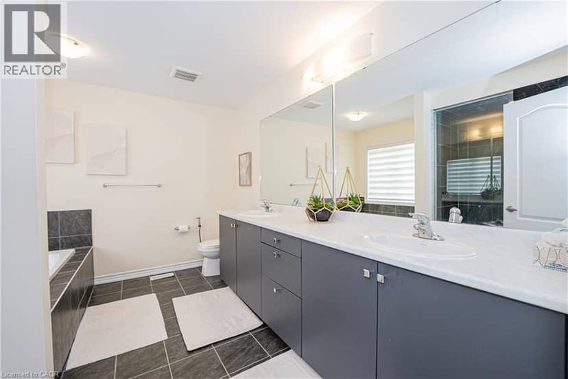 22 OAKTREE Drive — photo 26 of 40