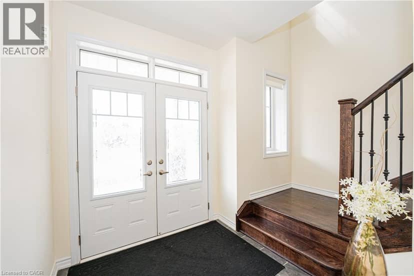 22 OAKTREE Drive — photo 5 of 40
