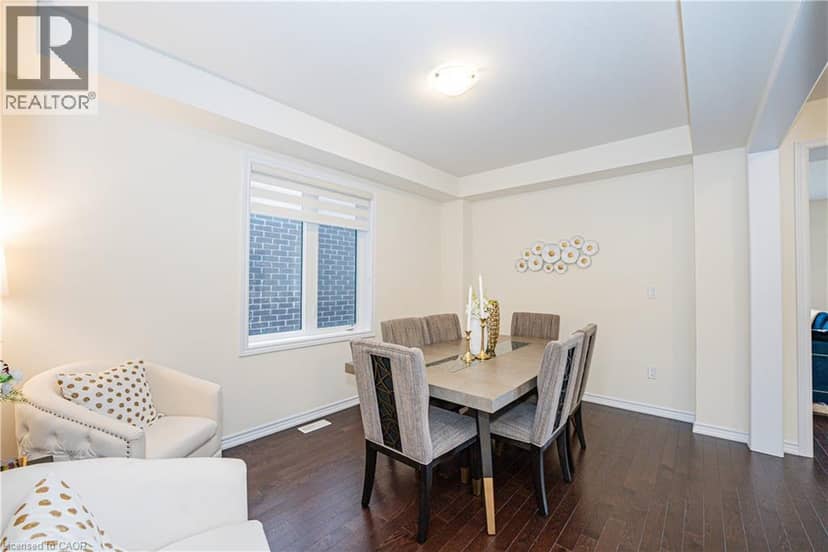 22 OAKTREE Drive — photo 6 of 40