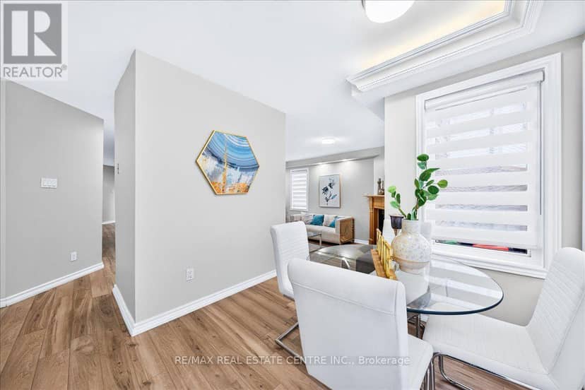 257 Wright Crescent — photo 22 of 40