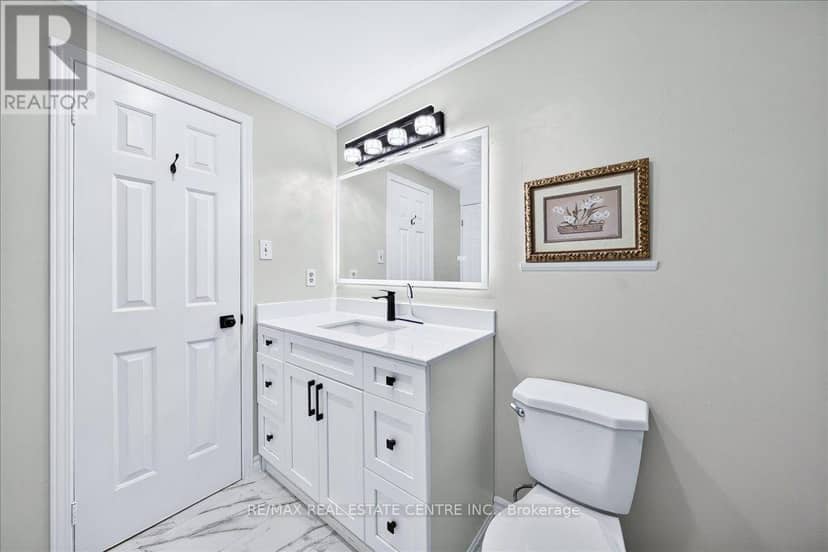257 Wright Crescent — photo 37 of 40