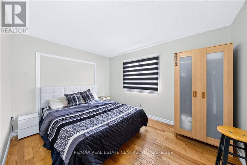 257 Wright Crescent — photo 38 of 40