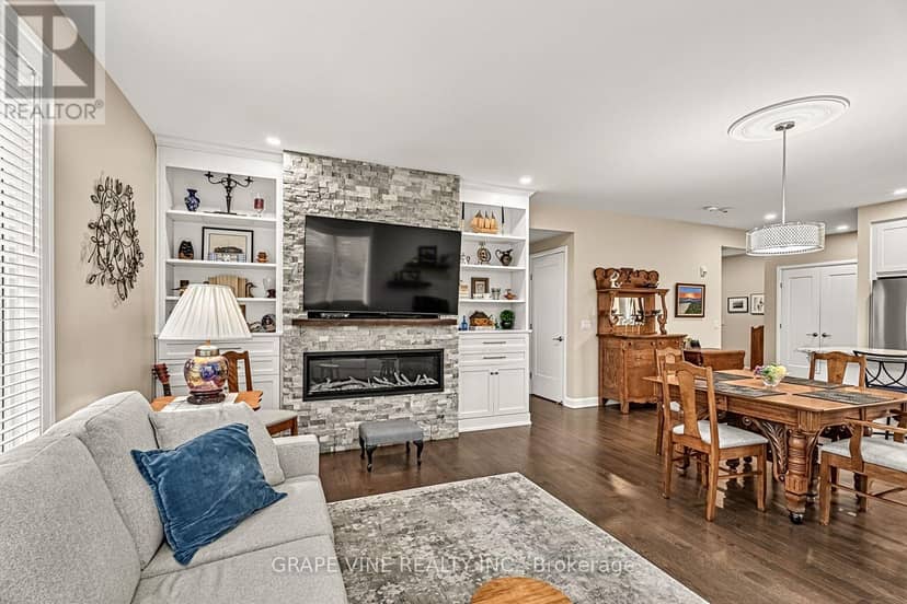 105 - 190 Boundstone Way — photo 13 of 33