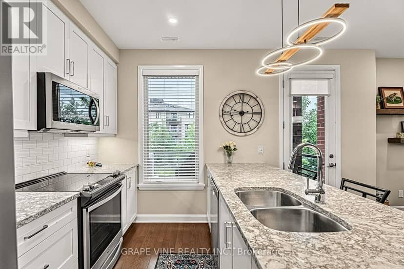 105 - 190 Boundstone Way — photo 10 of 33