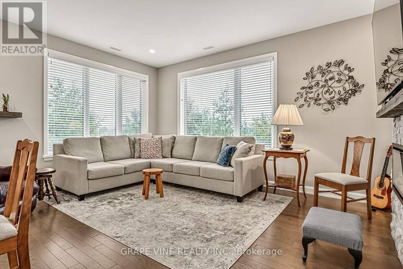 105 - 190 Boundstone Way — photo 16 of 33