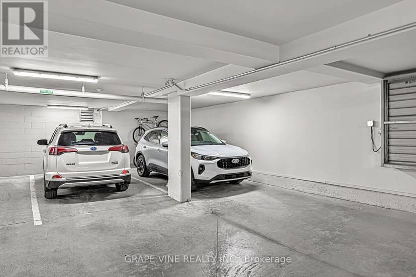 105 - 190 Boundstone Way — photo 30 of 33