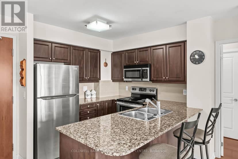 711 - 1403 Royal York Road, Toronto, photo 4