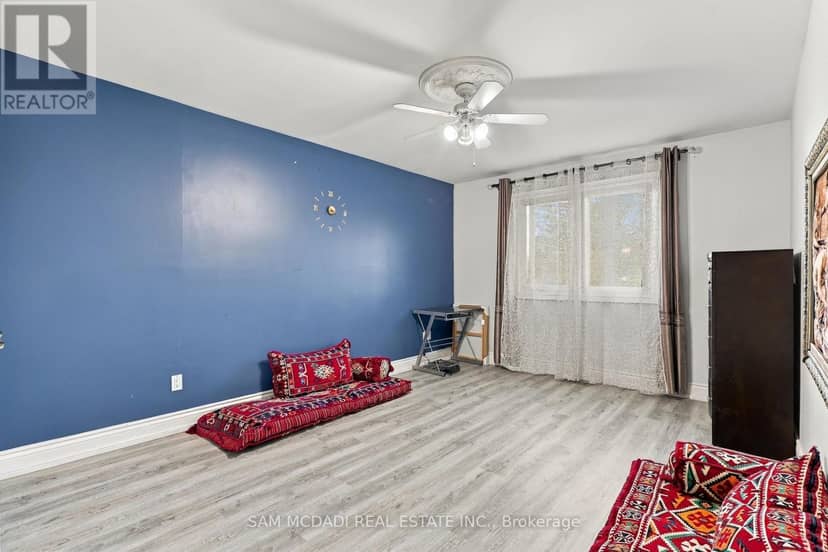 22 Butlers Court — photo 25 of 35