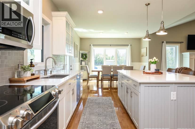 372 E 1 Avenue N, Magrath, photo 8
