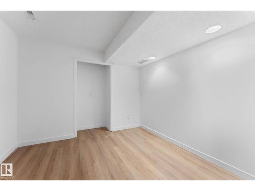 3721 103B Street NW NW — photo 35 of 40
