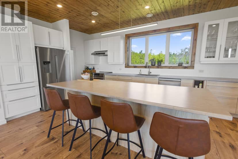 280 Lighthouse Road — photo 15 of 40