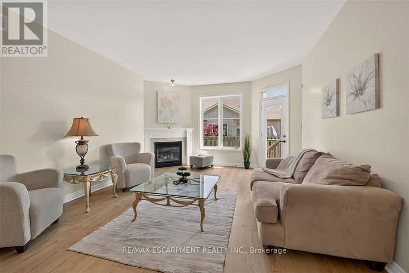 14 Ecker Lane — photo 16 of 40