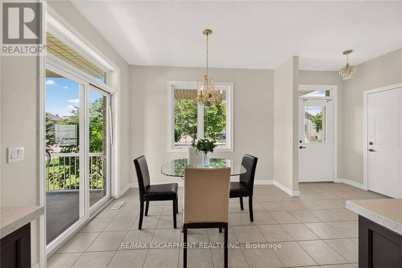 14 Ecker Lane — photo 8 of 40