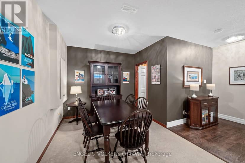 18 Pondhollow Way — photo 34 of 40