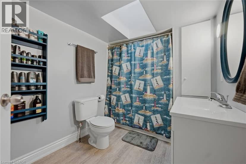 458 DAVIS Street — photo 34 of 40
