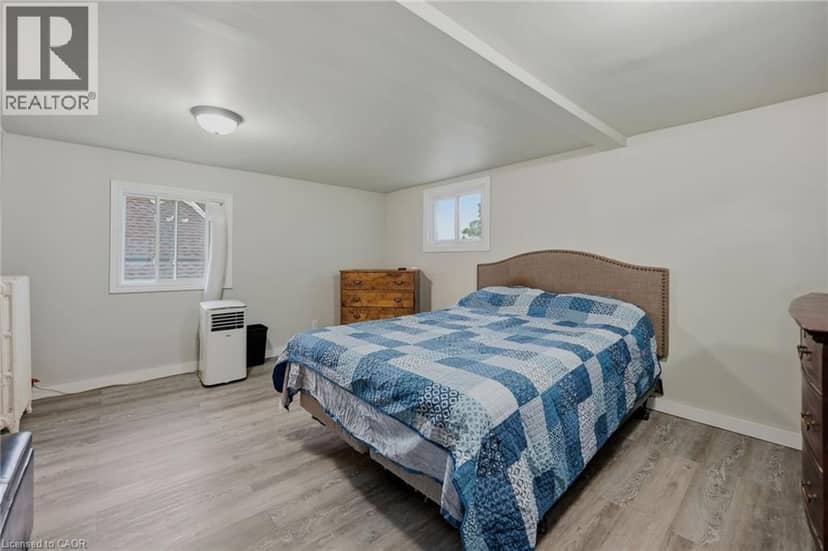 458 DAVIS Street — photo 26 of 40