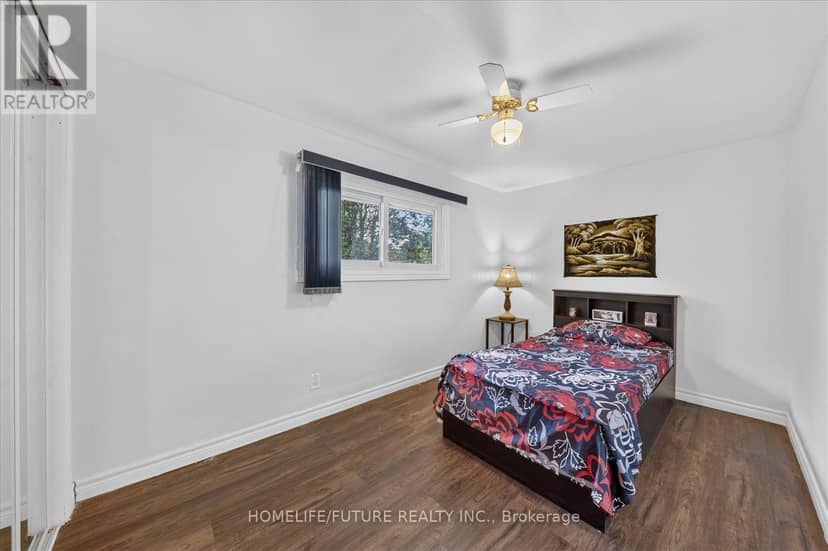 163 Labrador Drive — photo 16 of 30