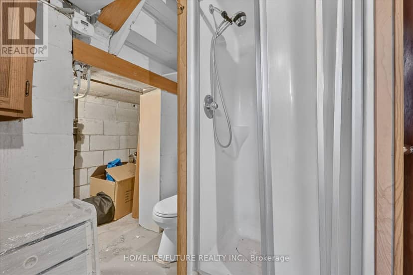 163 Labrador Drive — photo 26 of 30