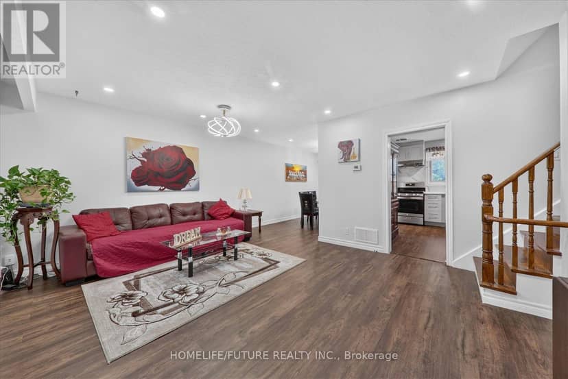 163 Labrador Drive — photo 5 of 30